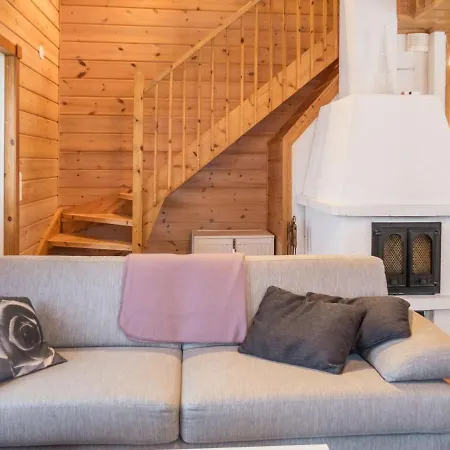 Holiday Rinnehuvilat Peippo Holiday home *