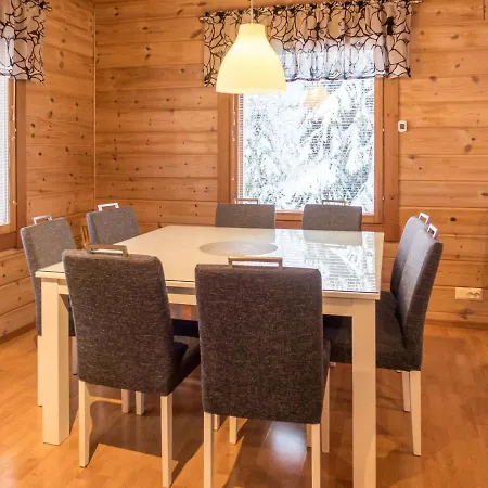 Holiday Rinnehuvilat Peippo Holiday home *